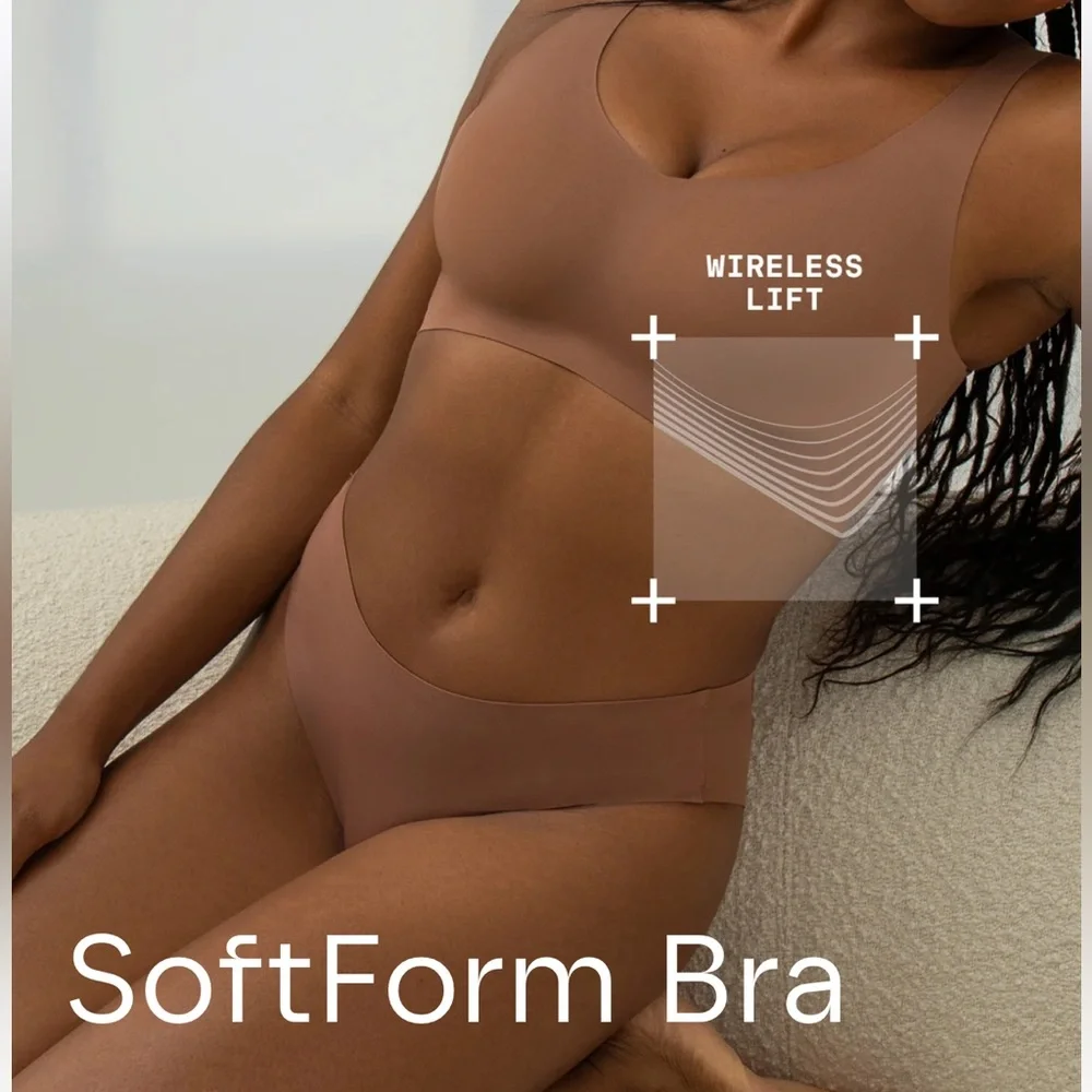 🍦HOST PICK🍦Honeylove Soft Form Bra VGUC Sand/ Nude color